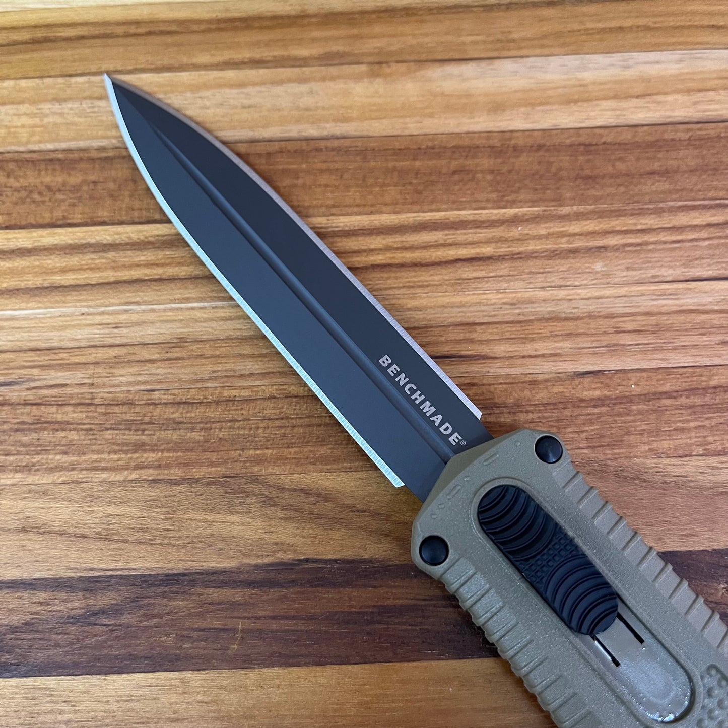 Benchmade 3370GY-1 Ranger Green Claymore OTF Auto