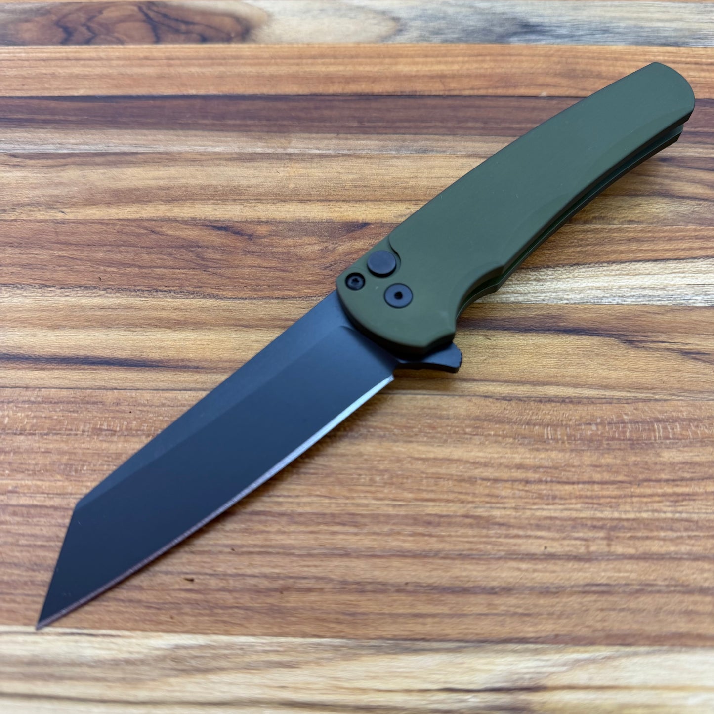 Pro-Tech Malibu 3.25" Flipping Knife w/ Black DLC & Green Aluminum Handle