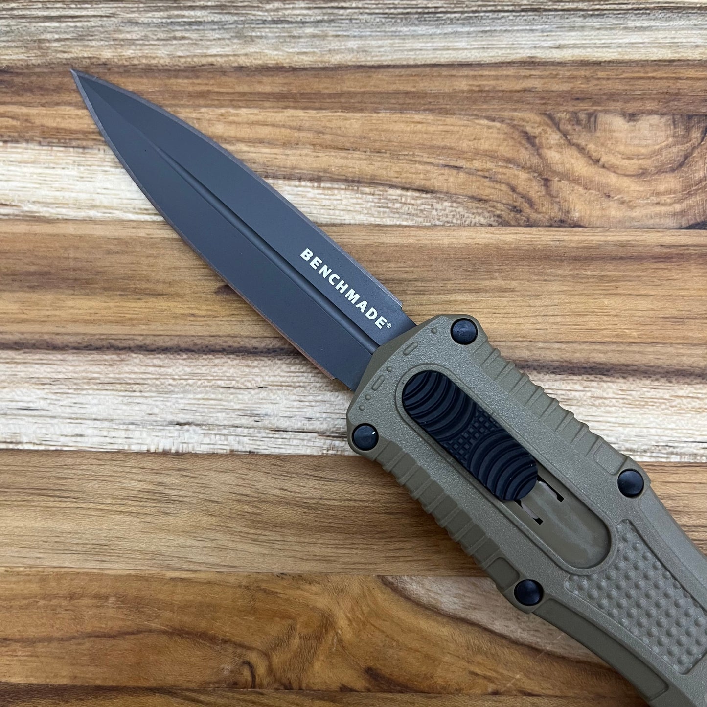 Benchmade Mini Claymore 3" Black D/E OTF Auto w/ Ranger Green Grivory Handle