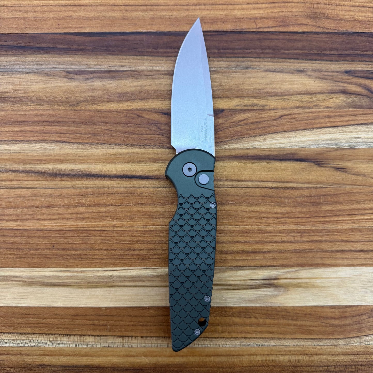 Pro-Tech TR-3 3.5" Auto w/ Green Fishscale Engraved Handle