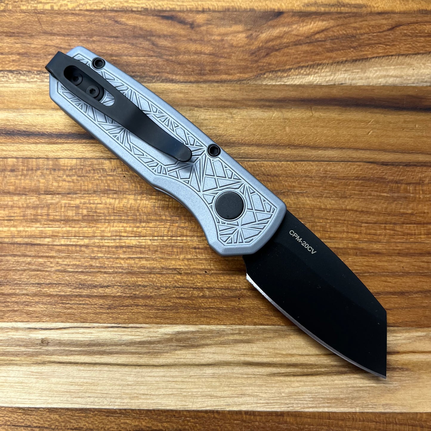 Pro-Tech Nexus Runt 5 2" w/ Gray Textured Handle