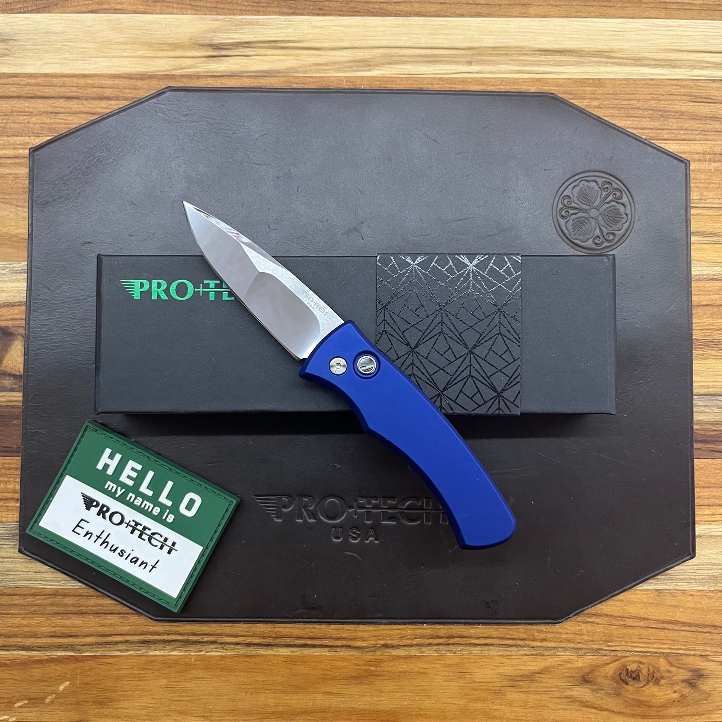 Pro-Tech Custom Duke 2 2.75" Auto w/ Mike Irie Grind & Navy Blue Aluminum Handle