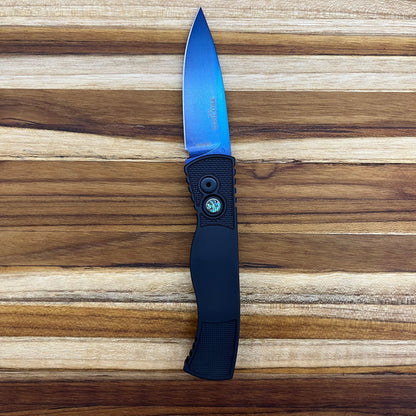 Pro-Tech TR-2 Sapphire Blue 3" Auto w/ Magnacut & Black Textured Corners