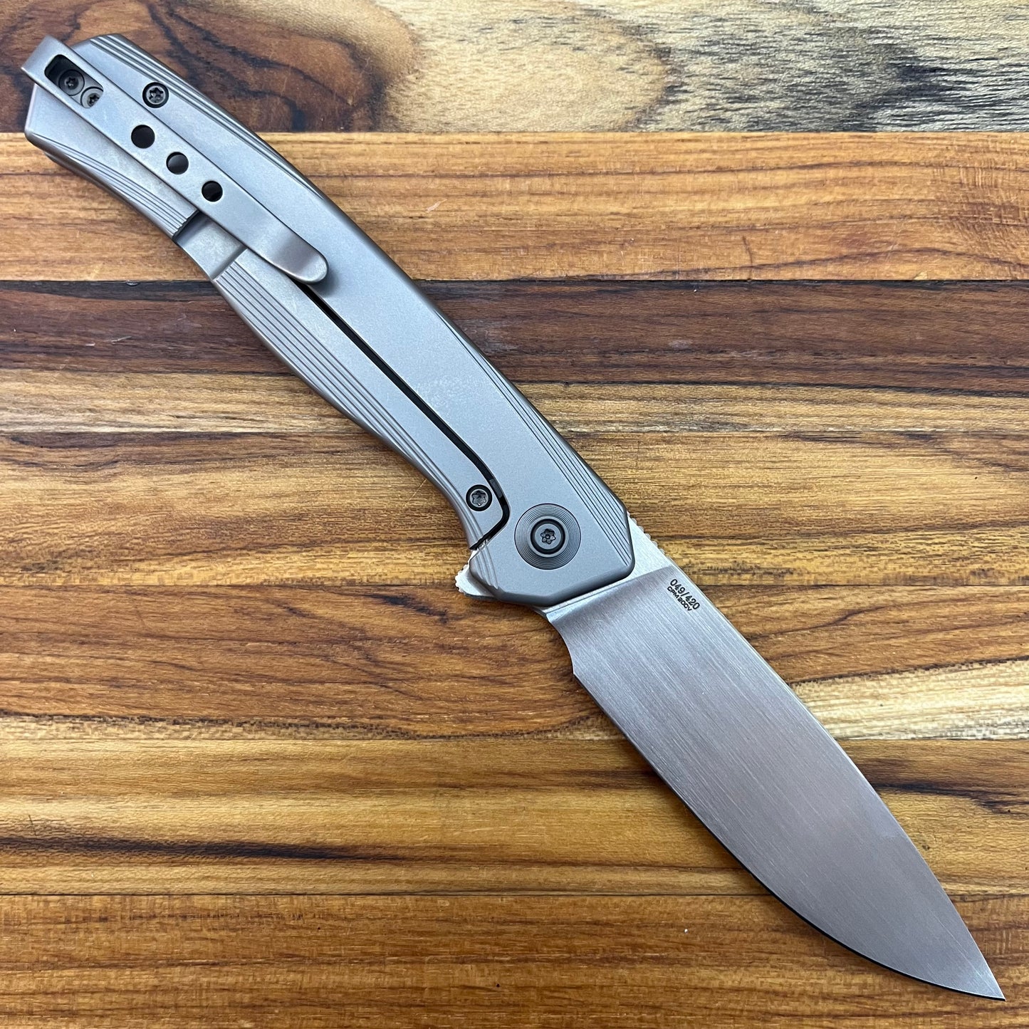 WE Knife LIMITED EDITION Seer 3.48" Flipping Knife w/ Gray Titanium Handle