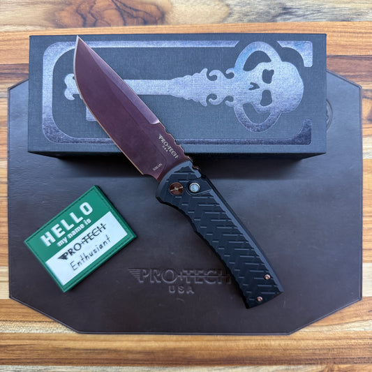 Pro-Tech Blade Show Chavez Redencion 3.25" Auto w/ Copper Rose PVD Blade & Black Tread Textured Aluminum Handle