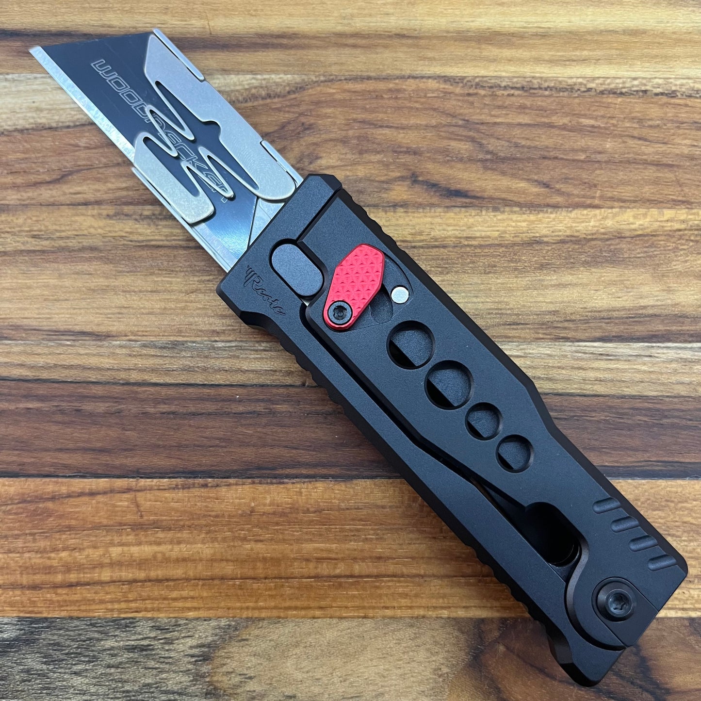 Reate Exo-U Gravity 2.5" Utility Knife w/ Black Speedhole Handle