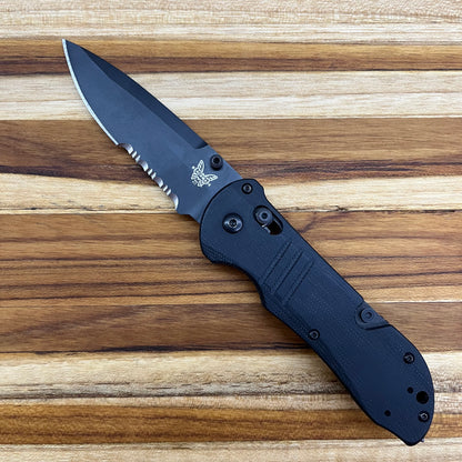 Benhcmade Triage 3.5" Manual w/ Black Handle