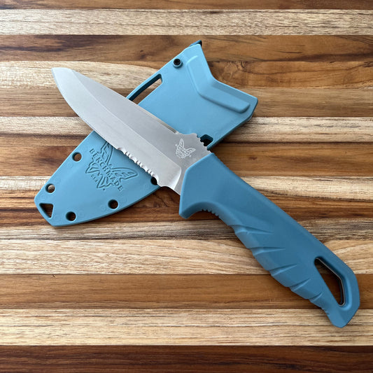 Benchmade Undercurrent 4.32" Fixed Blade w/ Sheath & Depth Blue Santoprene