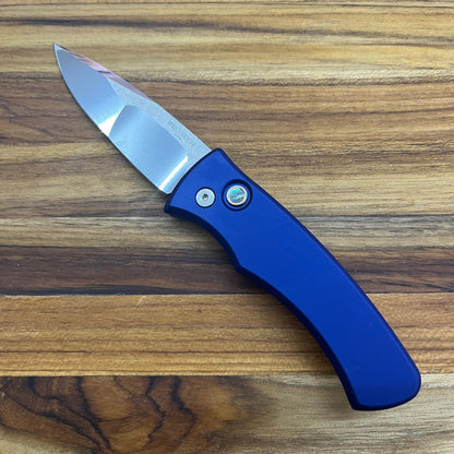 Pro-Tech Custom Duke 2 2.75" Auto w/ Mike Irie Grind & Navy Blue Aluminum Handle