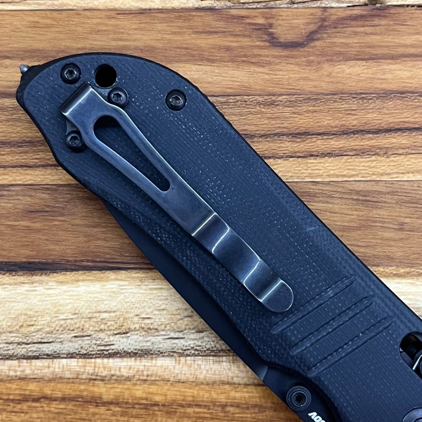 Benhcmade Triage 3.5" Manual w/ Black Handle