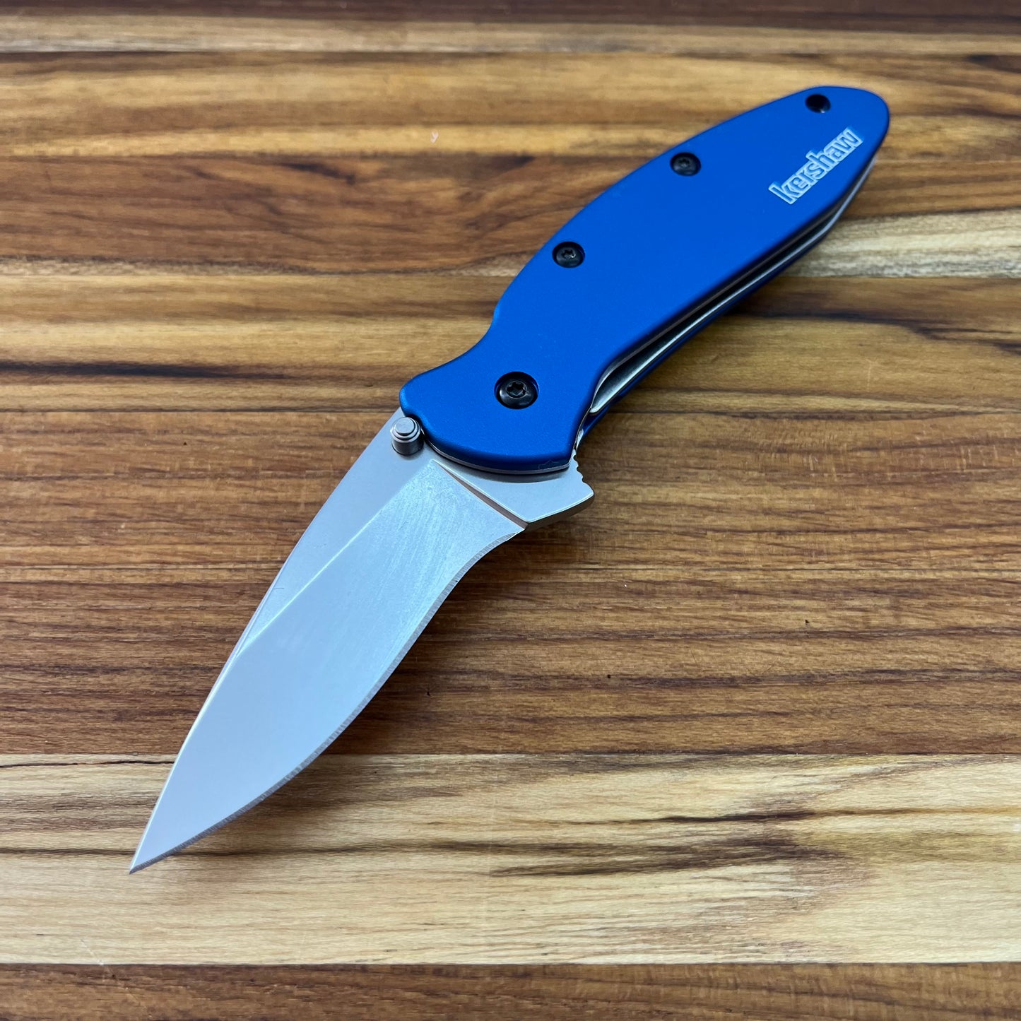 Kershaw Scallion 2.5" Flipping Knife w/ Navy Blue Aluminum Handle