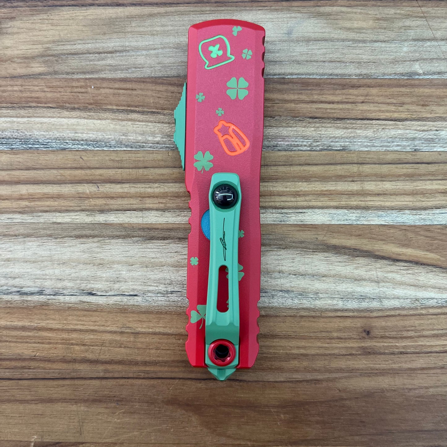 Microtech Signature Series UTX-85 GEN IV S/E 3.11" OTF Auto w/ St. Patrick's Day Handle