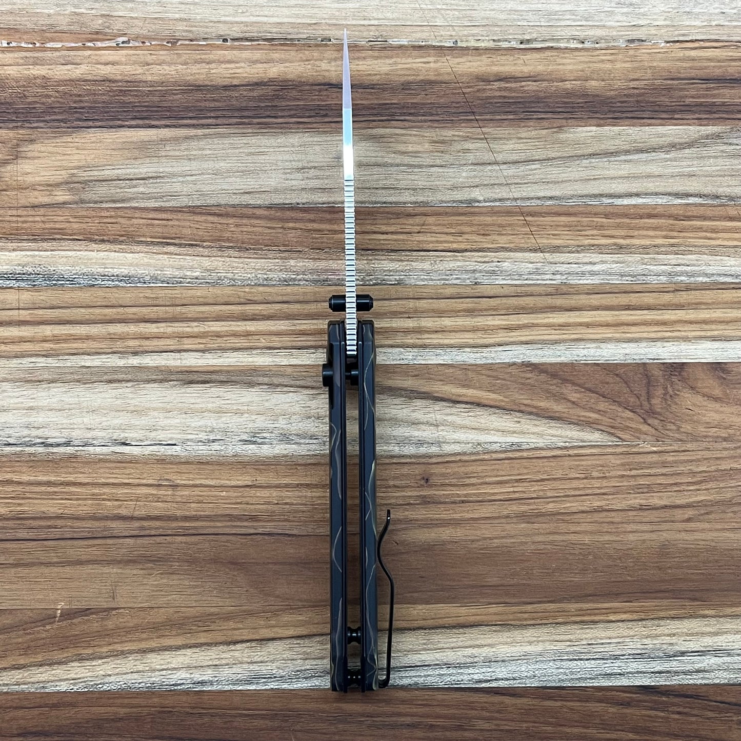 Kizer Begleiter 2 4.5" w/ Camo Raffir Handle