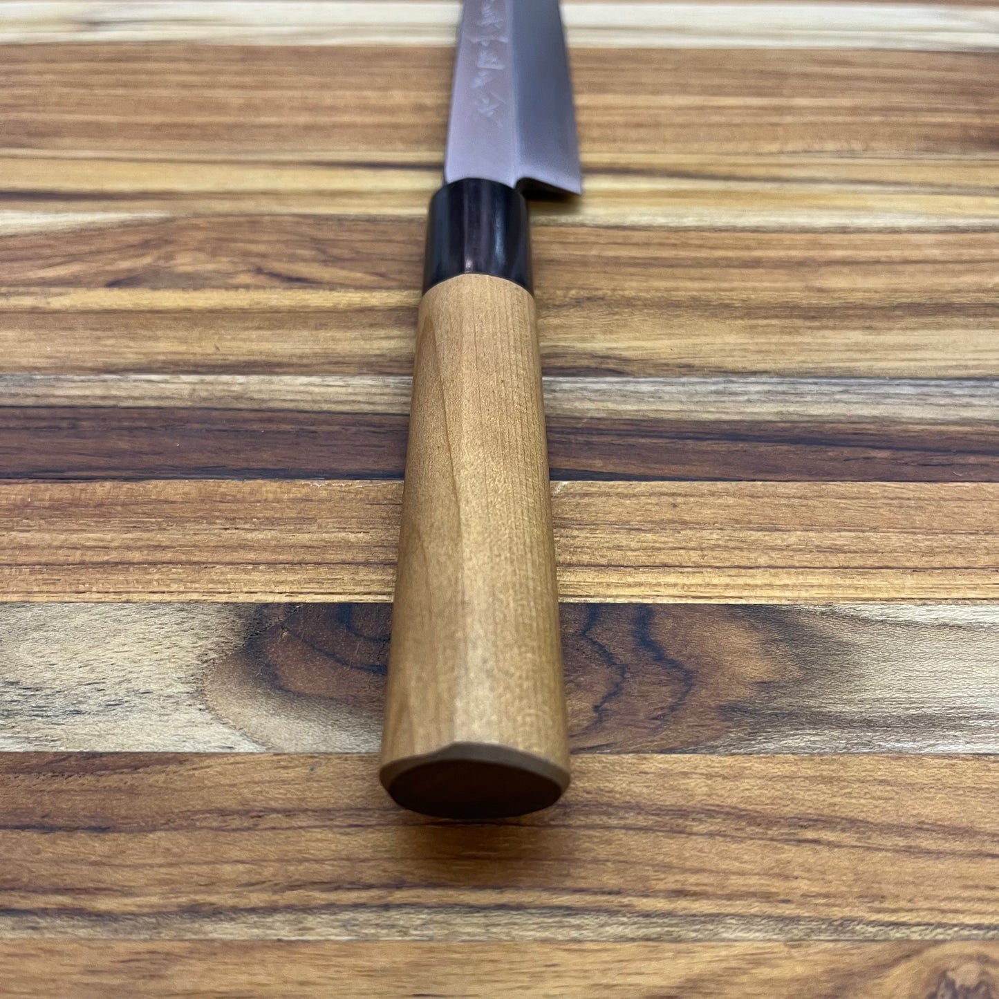 Kikuichi Elite Warikomi Gold 210mm (8.25") Yanagi w/ Saya