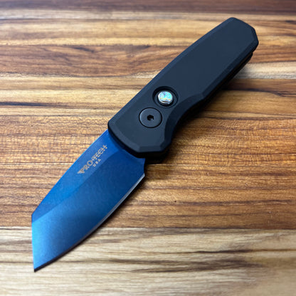 Pro-Tech Runt 5 2" w/ Sapphire Blade & Black Aluminum Handle