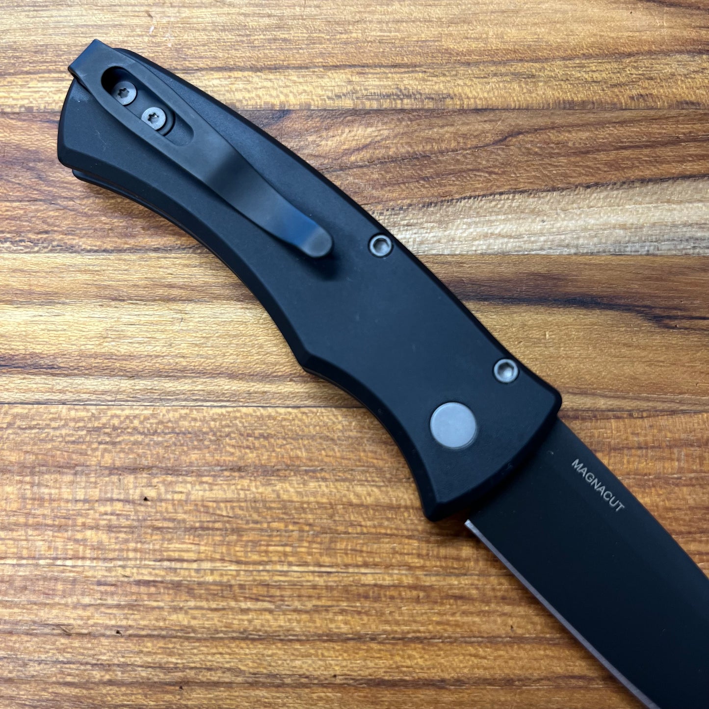 Pro-Tech Duke 2 2.75" w/ Black Aluminum Handle