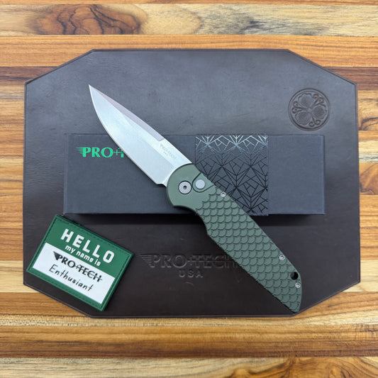 Pro-Tech TR-3 3.5" Auto w/ Green Fishscale Engraved Handle