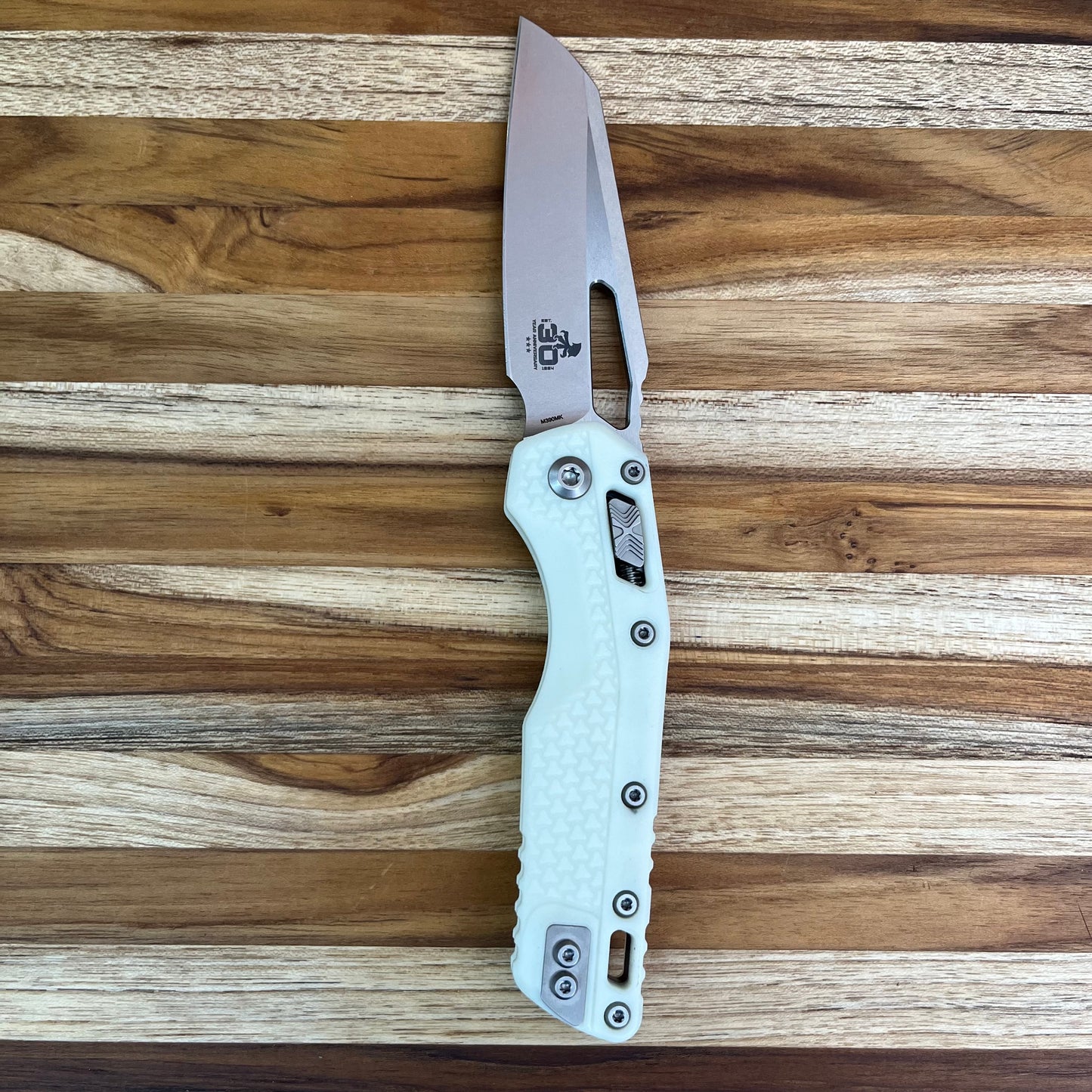 Microtech MSI 3.5" Folding Knife w/ White Injection Molded Polymer