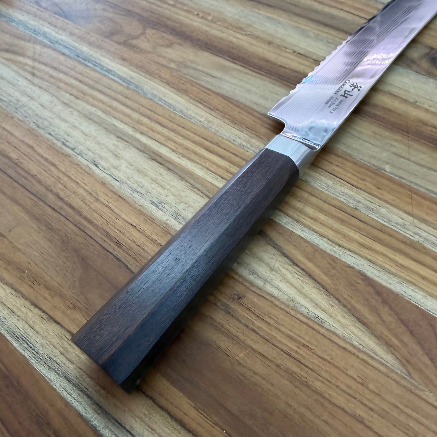 Cangshan Maya 9" Bread Knife w/ Saya