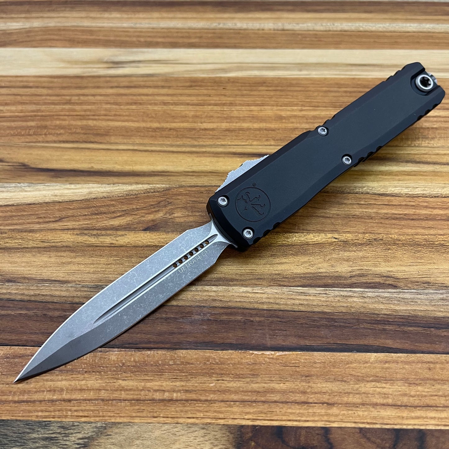 Microtech Ultratech ZBP D/E 3.5" OTF w/ Apocalyptic Finish & Black Aluminum Handle