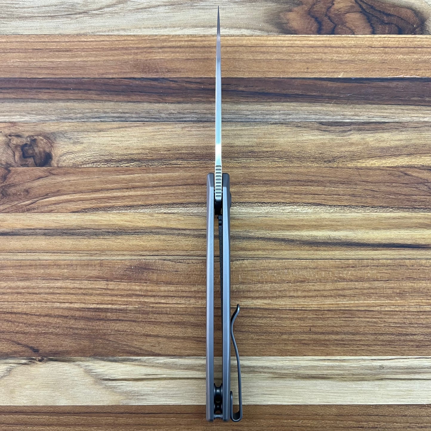 WE Knife LIMITED EDITION Seer 3.48" Flipping Knife w/ Gray Titanium Handle