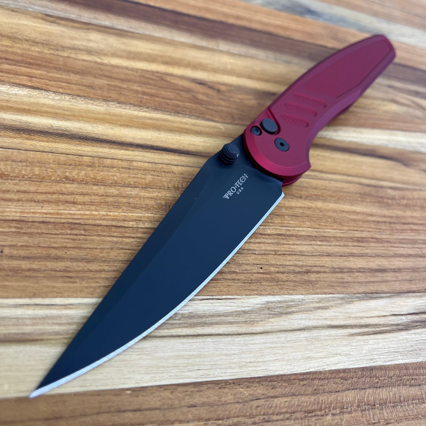Pro-Tech Avalon 4" Folding Knife DLC Black w/ Knurled Red Aluminum Handle