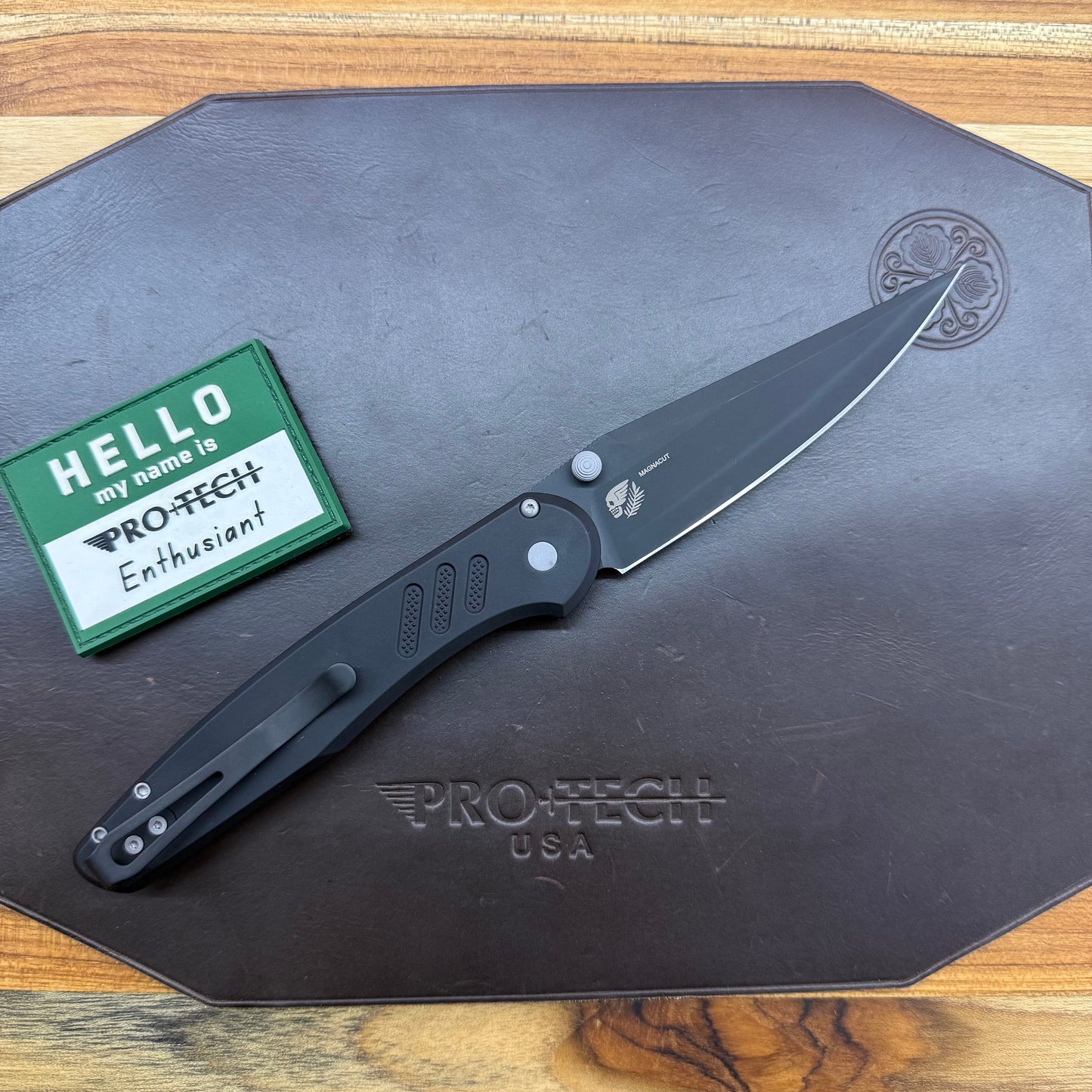 Pro-Tech Avalon 4.25" Folding Knife DLC Black w/ Knurled Black Aluminum Handle