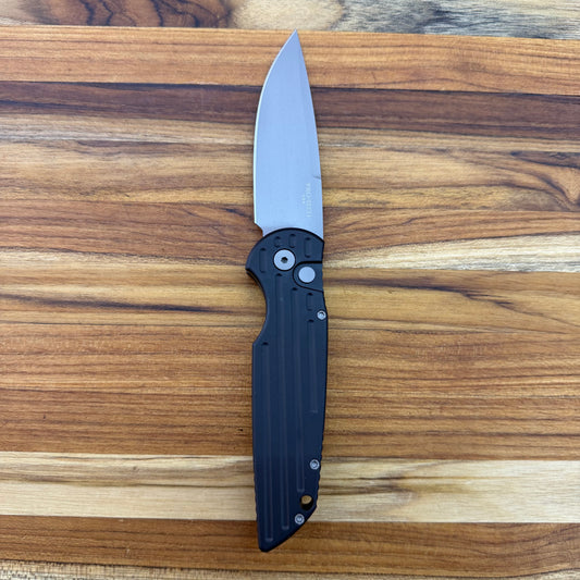 Pro-Tech TR-3 3.5" Auto w/ Black Grooved Handle