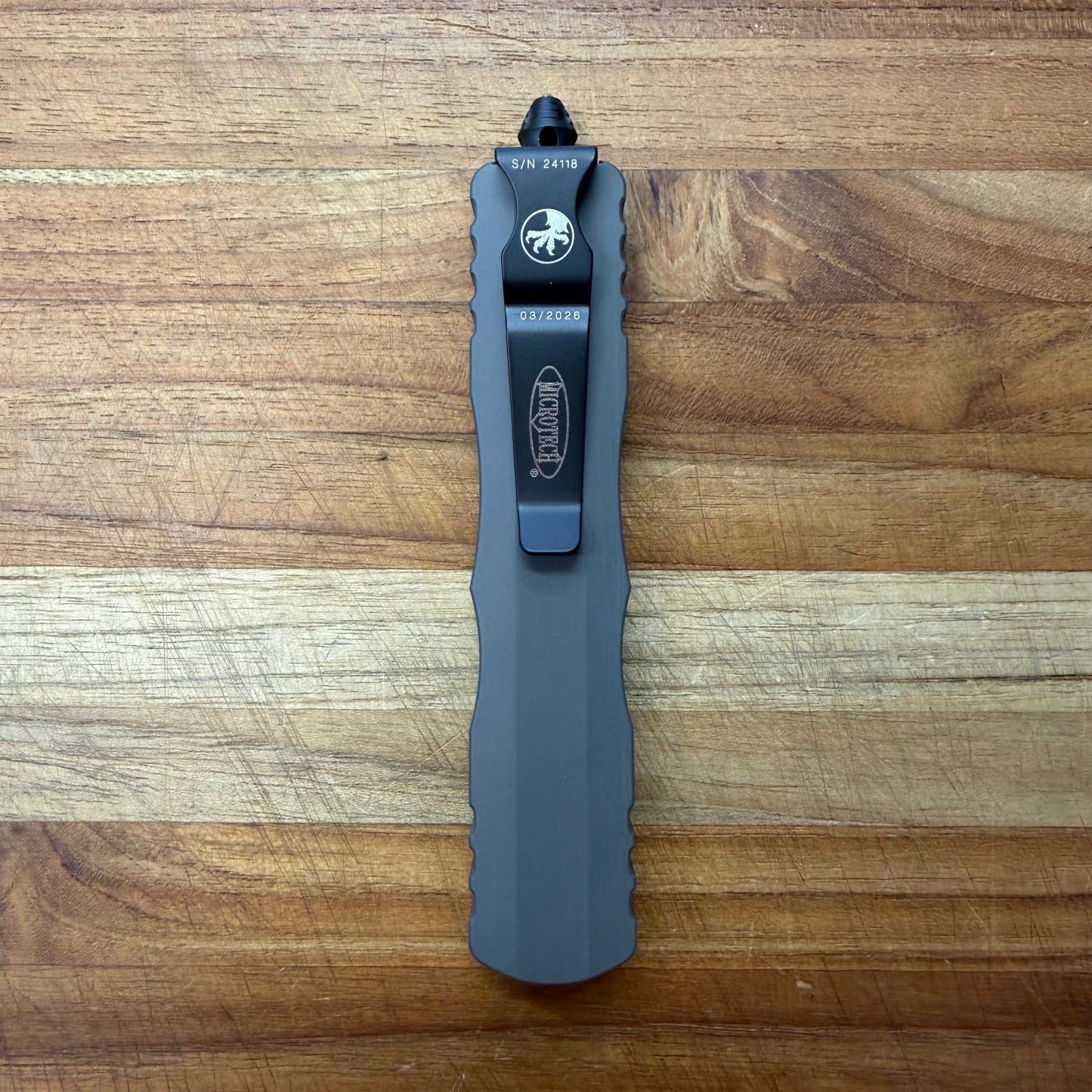 Microtech Dirac D/E 3" OTF w/ Natural Clear Handle