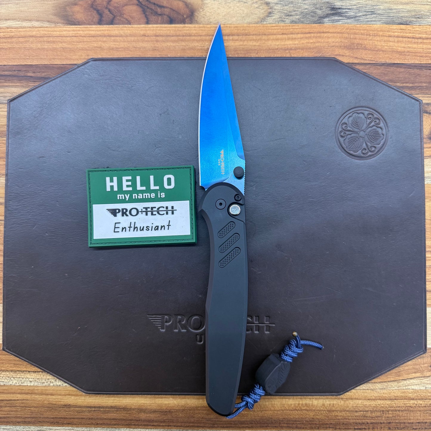 Pro-Tech Blade Show Avalon 4" Folding Knife w/ Sapphire Blade & Black Aluminum Handle