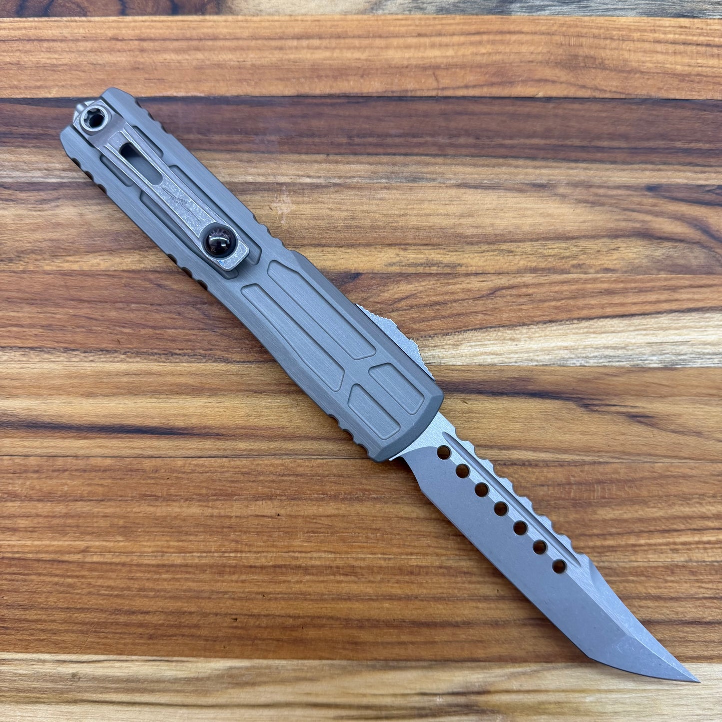 Microtech Signature Series Ultratech EX Gen III ZBP Hellhound 3.5" OTF w/ Natural Clear Aluminum Handle