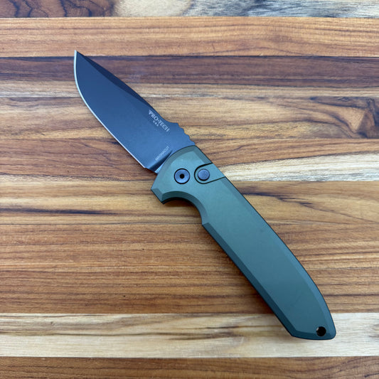 Pro-Tech Les George Rockeye 3.5" Auto w/ Black DLC Blade & Green Aluminum Handle