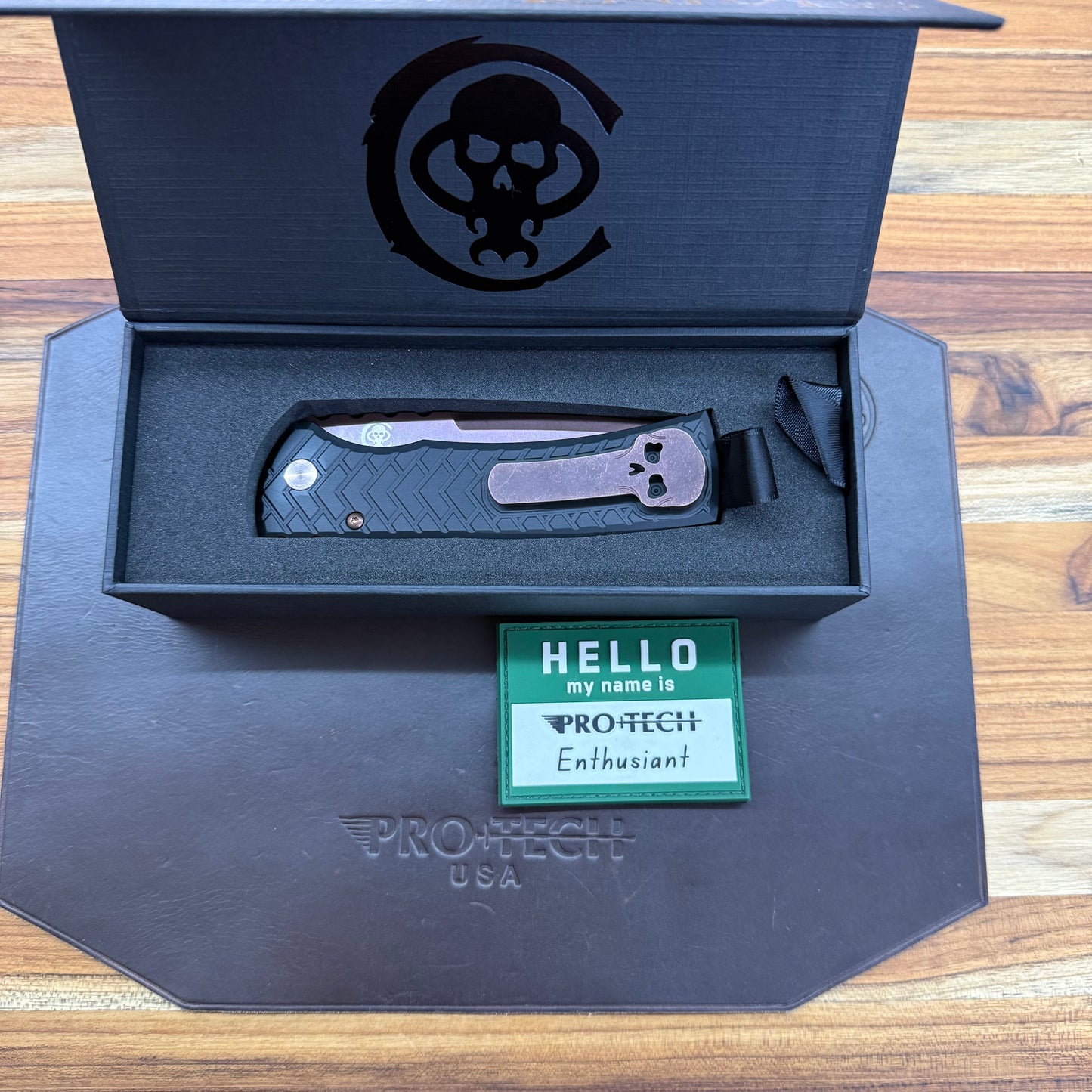 Pro-Tech Blade Show Chavez Redencion 3.25" Auto w/ Copper Rose PVD Blade & Black Tread Textured Aluminum Handle