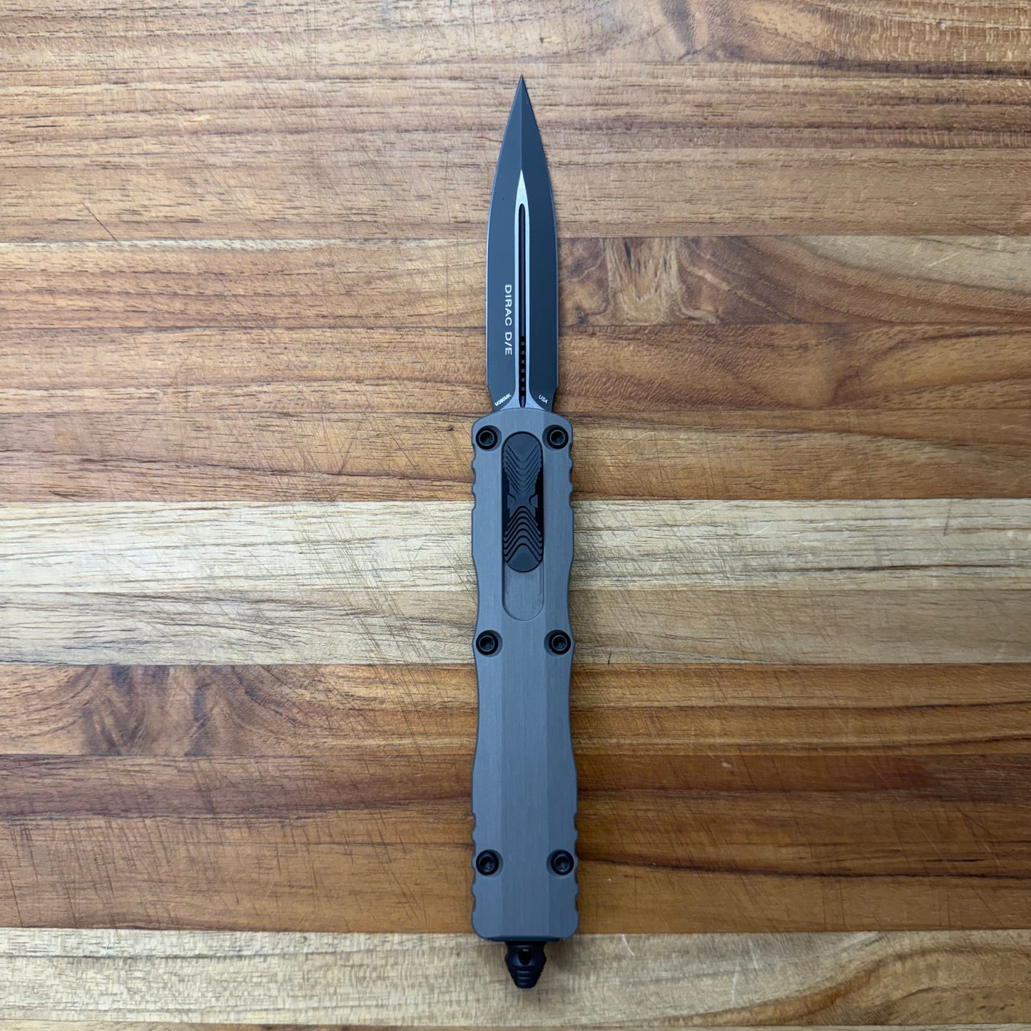 Microtech Dirac D/E 3" OTF w/ Natural Clear Handle