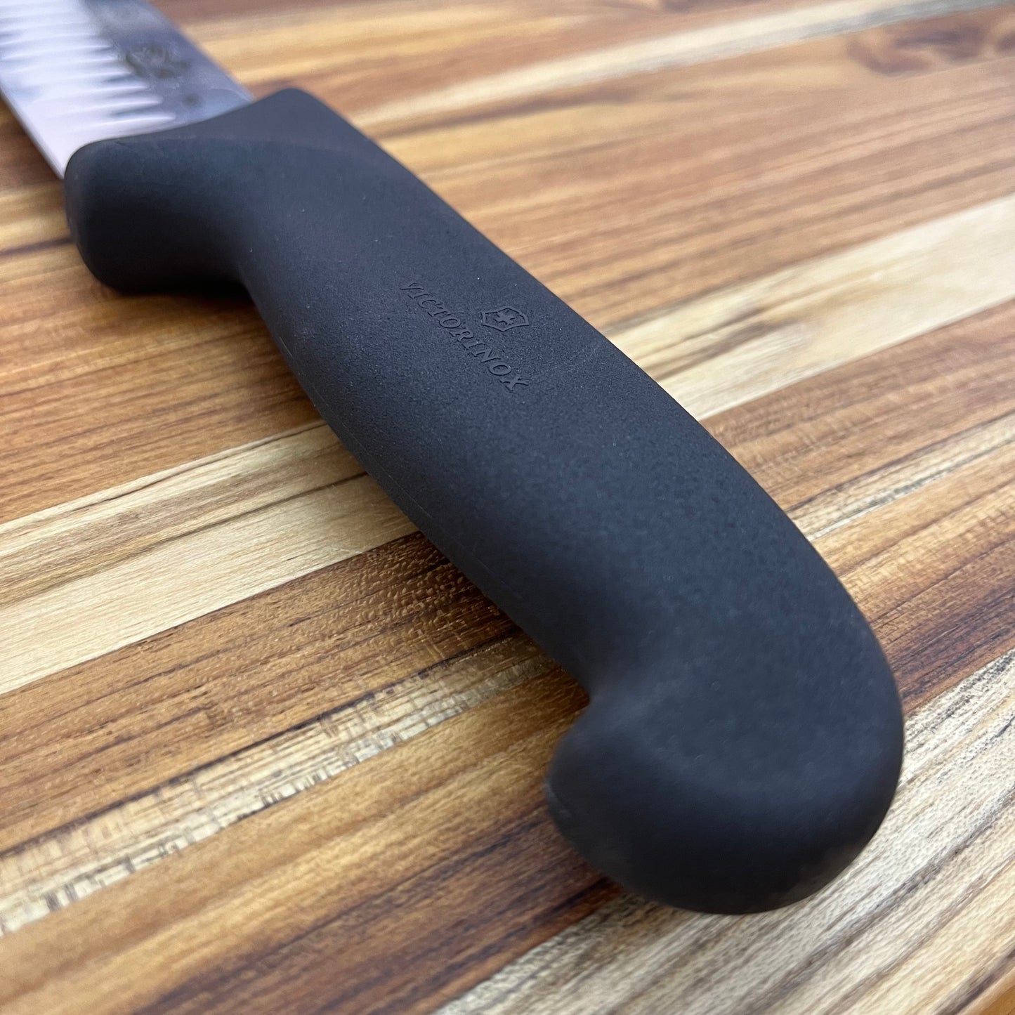 Victorinox Fibrox Pro 12” Extra-Tall Roast Beef Slicing Knife w/ Hollow-Ground