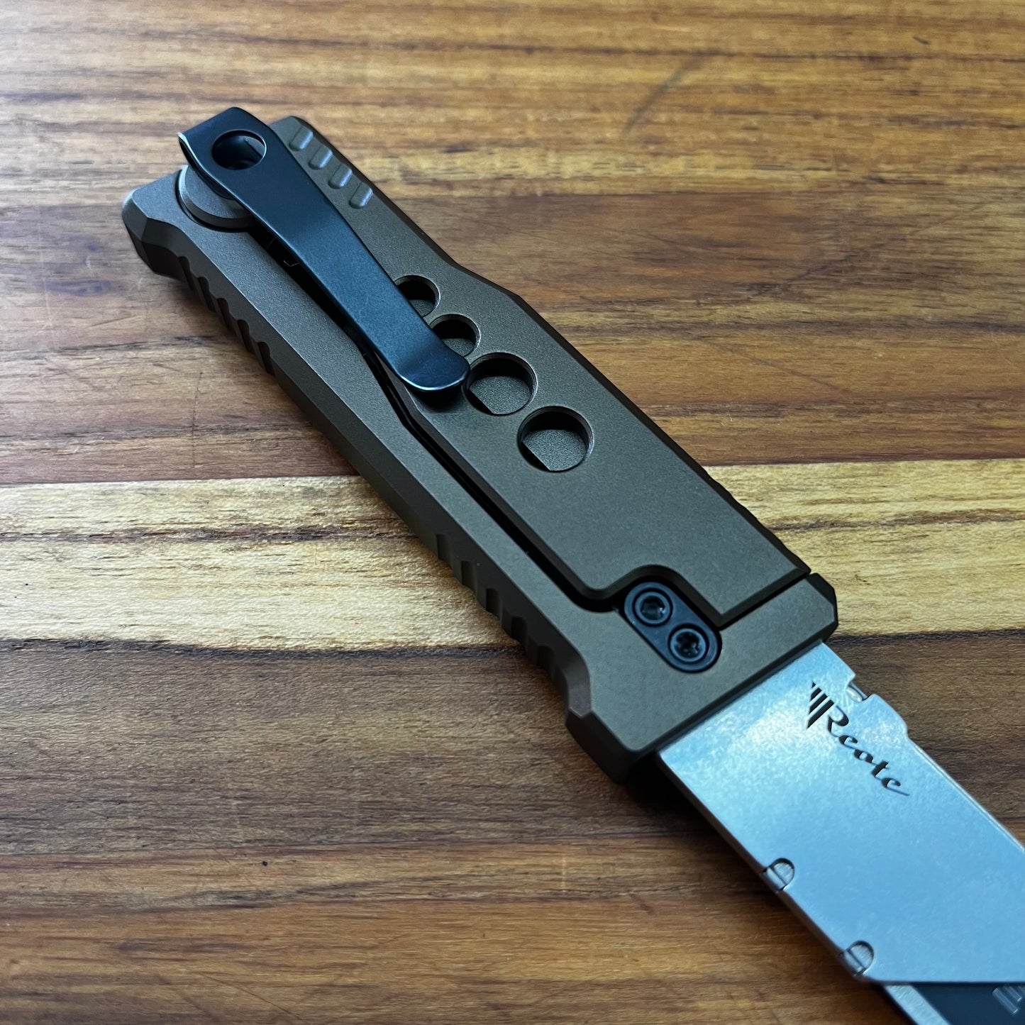 Reate Exo-U Gravity 2.5" Utility Knife w/ Speedhole Copper Aluminum Handle