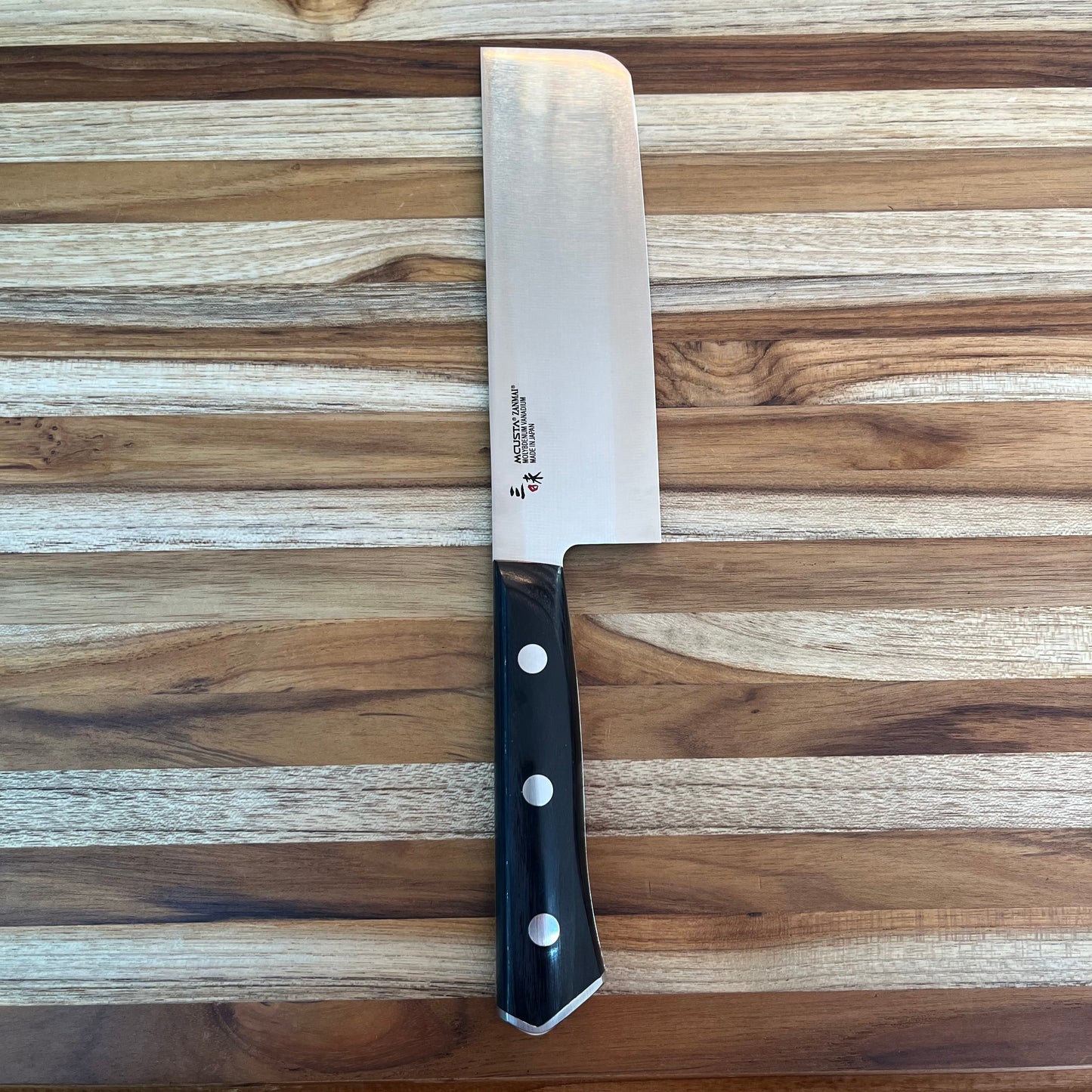 Mcusta Zanmai Modern Molybdenum 160mm (6.25") Nakiri