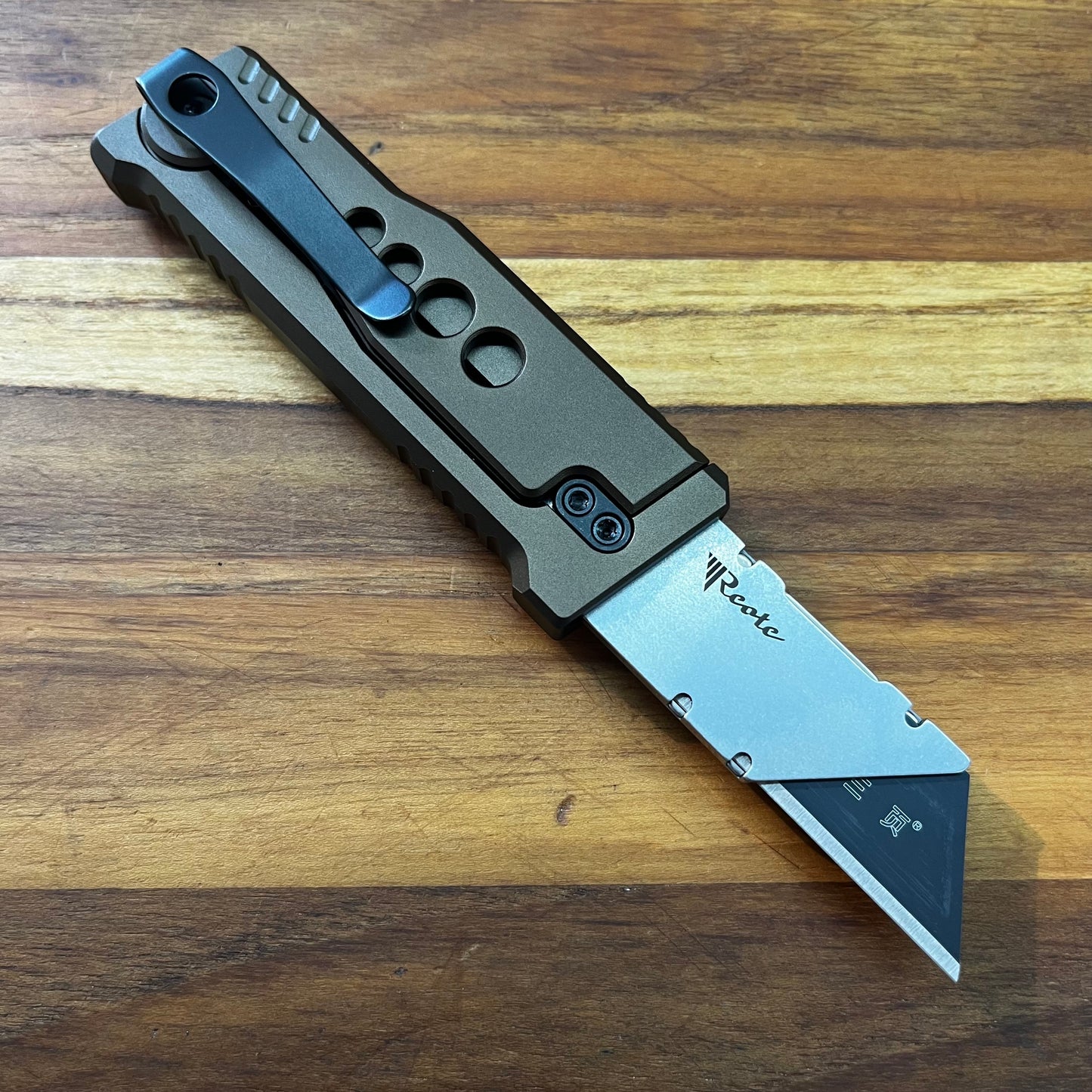 Reate Exo-U Gravity 2.5" Utility Knife w/ Speedhole Copper Aluminum Handle