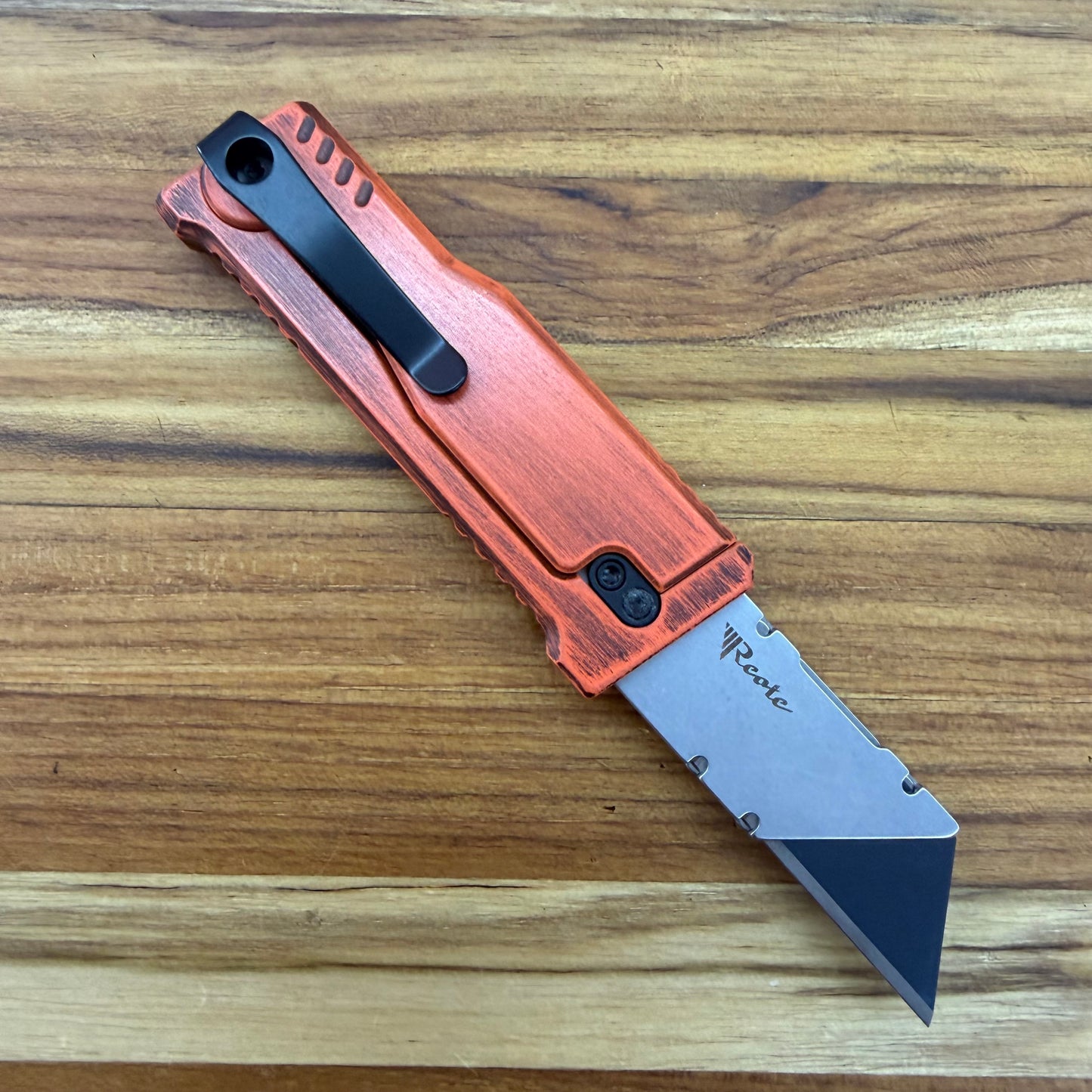 Reate Exo-U Gravity 2.5" Utility Knife w/ Distressed Orange Handle