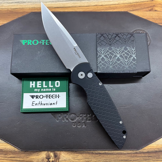 Pro-Tech TR-3 3.5" Auto w/ MagnaCut & Black Fishscale Aluminum Handle