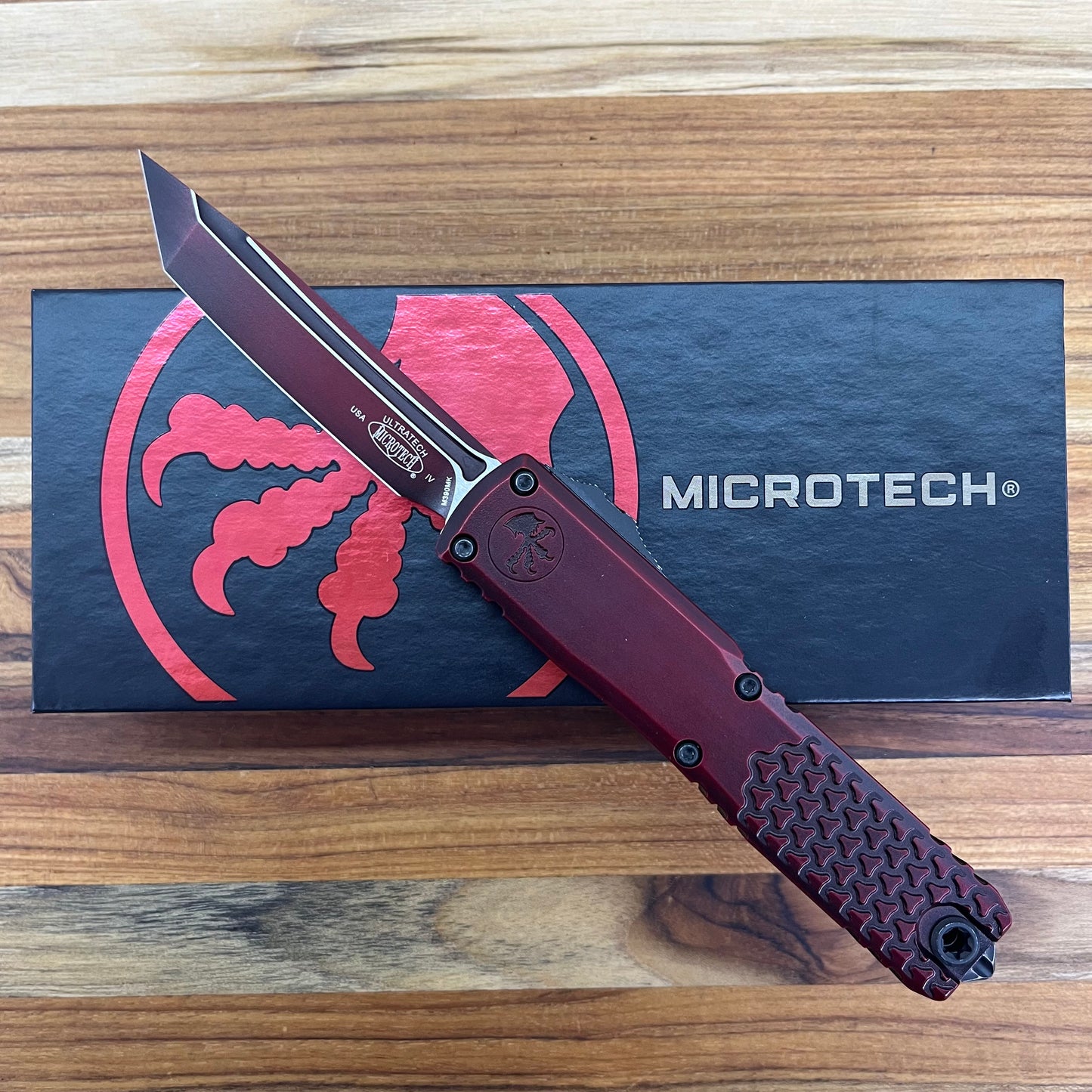 Microtech Ultratech Gen IV T/E 3.5" OTF w/ Half Tri-Grip Red Abrasion Aluminum Handle