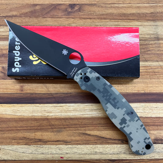 SPYDERCO Military 2 Camo G10 Black S30V Folder