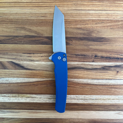 Pro-Tech Malibu 3.25" Flipper w/ Blue Handle