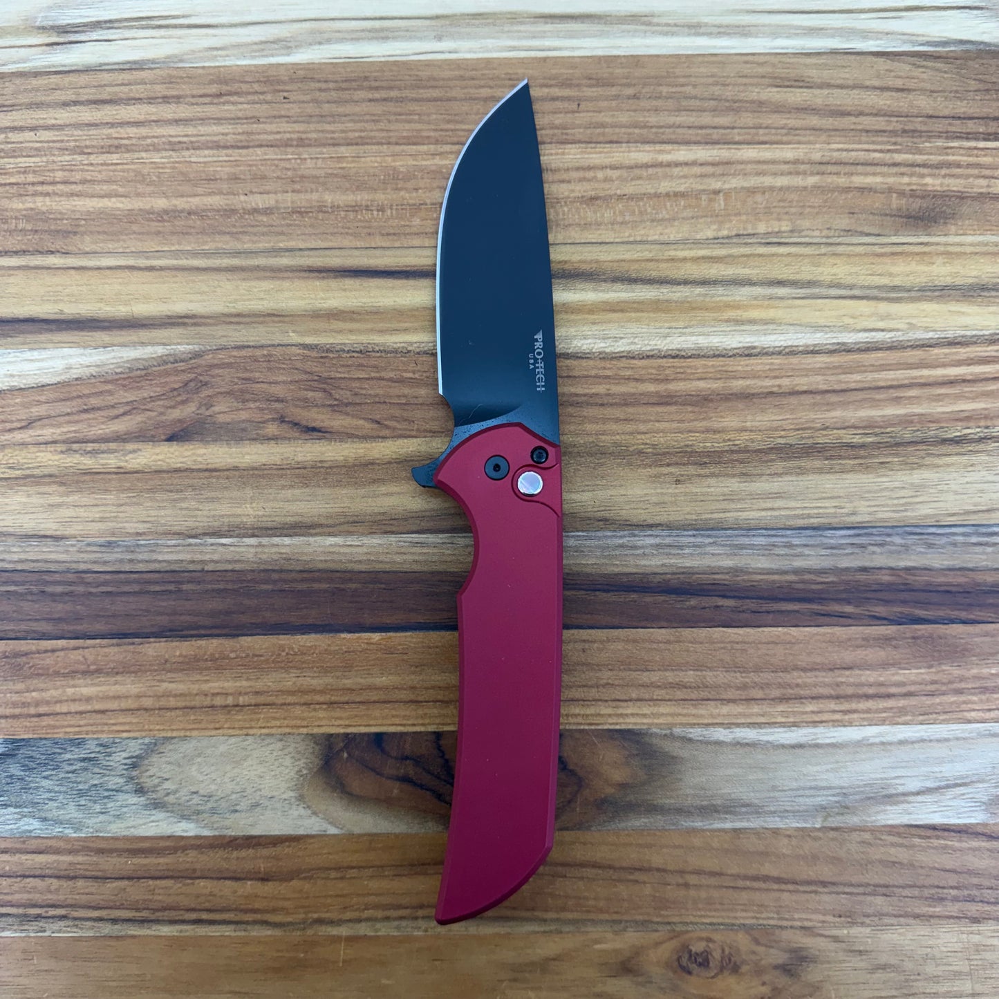 Pro-Tech Mordax 3.5" Flipping Knife w/ Black DLC Blade & Red Aluminum Handle