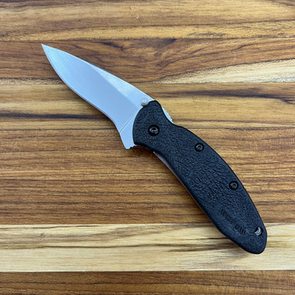 Kershaw Scallion 2.5" Flipping Knife w/ Black Nylon Handle