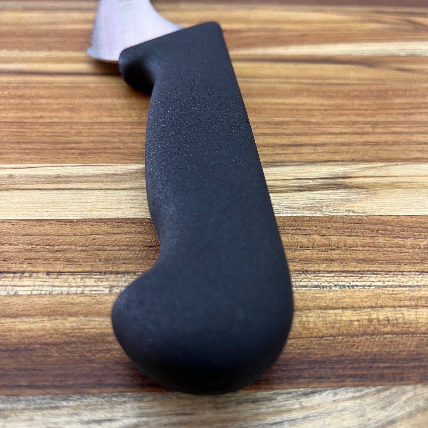 Victorinox Fibrox Pro 9” Offset Bread Knife