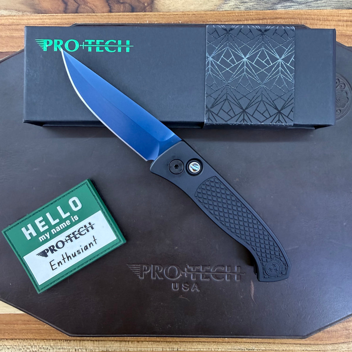 Pro-Tech Brend Classic 3" Auto w/ Sapphire Blade & Black Diamond Texture Aluminum Handle