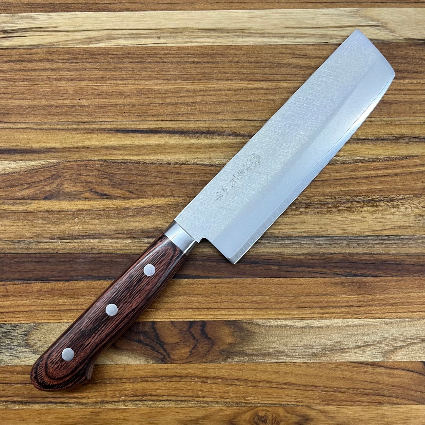 Kikuichi Elite Warikomi Gold 170mm (6.75") Nakiri