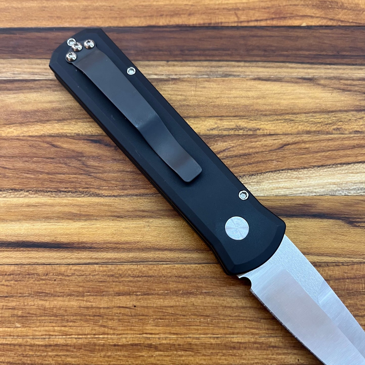 Pro-Tech Godson 3.15" Auto w/ Mother of Pearl Button & Black Aluminum Handle