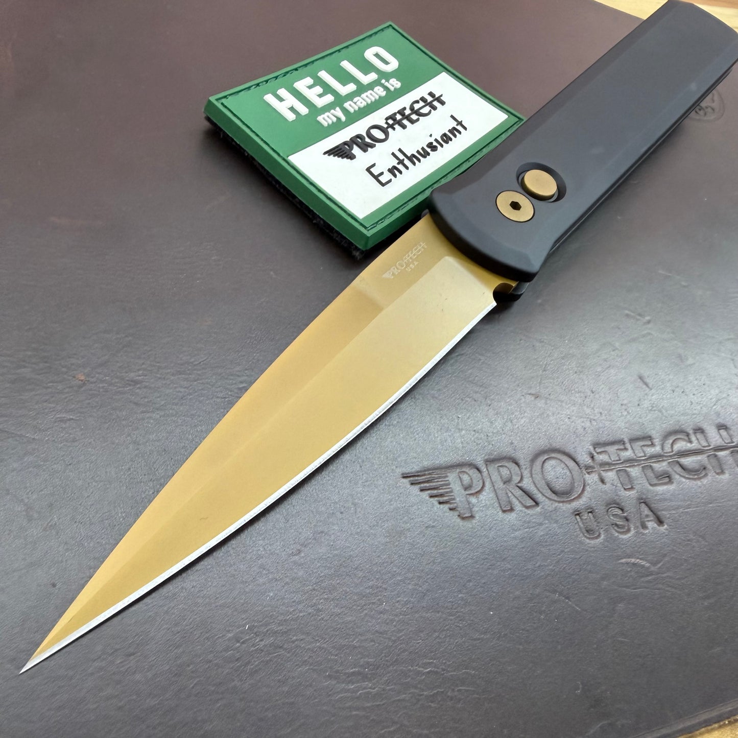 Pro-Tech Godfather 4" Auto w/ Tan Blade & Black Aluminum Handle